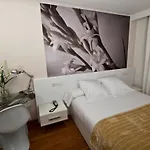 Lino 2* Vigo