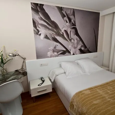 Lino 2* Vigo