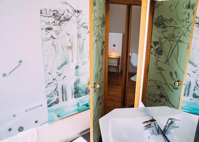 利诺酒店 2* 比戈